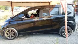 Honda Freed 2012 Bensin