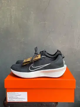 Sepatu Nike Interact Run Original Resmi