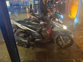 Honda Vario 110 Karbu Hitam CBS istimewa
