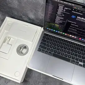 Macbook Air M3 8/256GB Space Grey Garansi 23/10/2025 BH 100 CC 18 Ibox