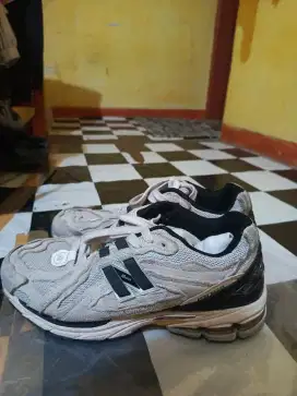 Sepatu new balance 1906d