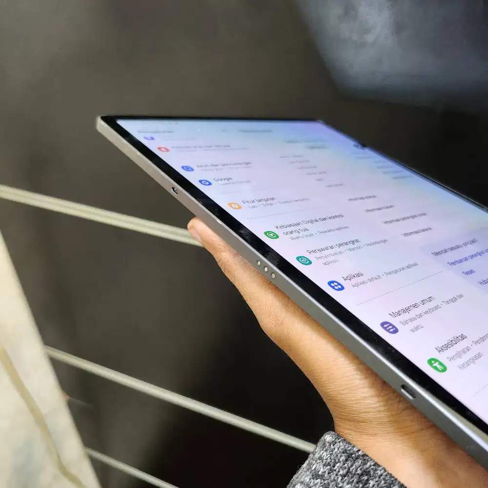 salah kategori tapi sama nyari hp iphone samsung seri bebas