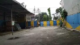 Disewakan Gudang / Workshop Lokasi Strategis Jalan Raya Karang Tengah