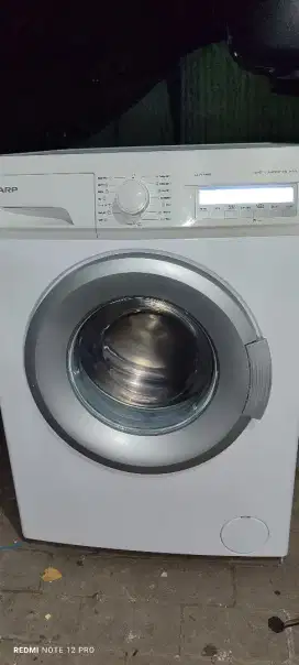 Mesin cuci Sharp front load 8kg