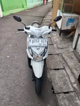 Dijual honda beat 2013