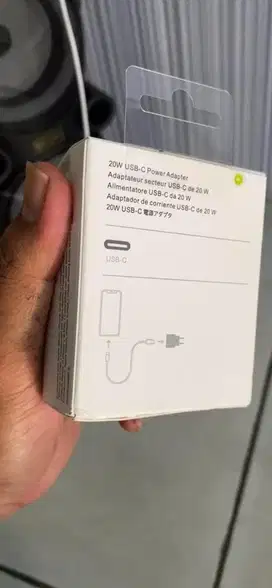 satu set charger iphone