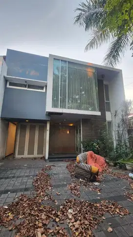 MURAH ! DIJUAL RUMAH USAHA KOMERSIAL RAYA IMAM BONJOL NOL JALAN RAYA