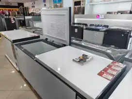 Freezer GEA 702Lt AB750 Kredit Dp Gratis 1X Angsuran
