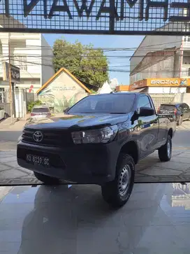 Jual mobil hilux seperti baru singel cabing