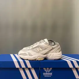 41,5 - Sepatu New Balance NB Bekas Second New Balance NB 452 Bekas