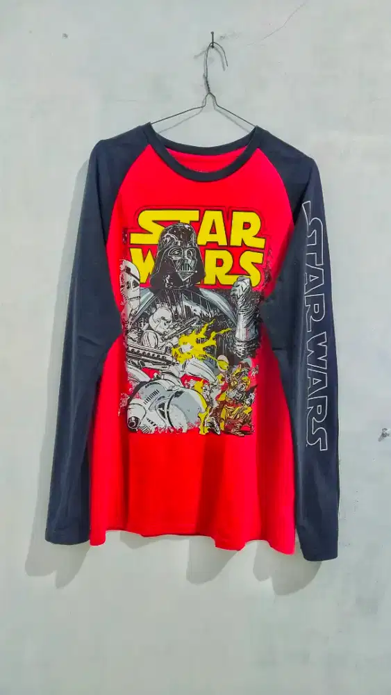 Kaos Raglan Marvel Star Wars Size M Preloved