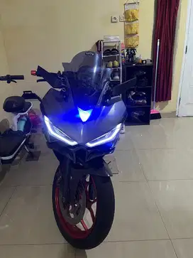 YAMAHA R25 TAHUN 2016