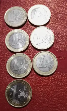 Koin euro ada 7 buah