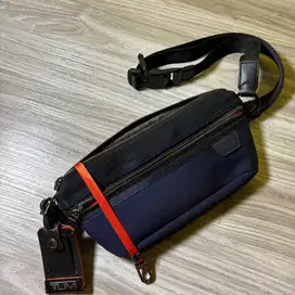 tumi harrison daven waistbag