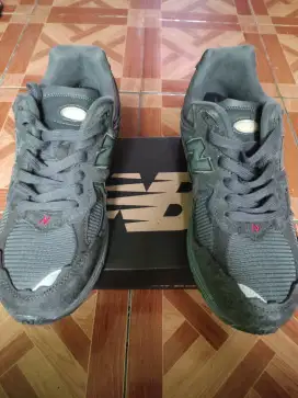 New Balance 2002r phantom size 44
