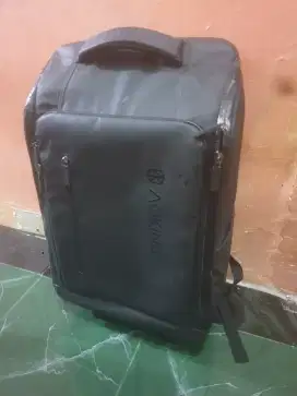 Tas ransel + bisa di dorong ada roda