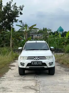 Pajero Dakar 4x2 VGT 2015 AT