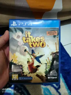 It Takes Two PS 4 Like new