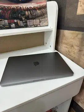 macbook pro 2020 touchbar