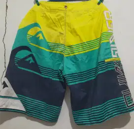 Celana surfing Quiksilver size 38