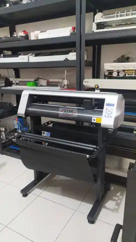 MESIN CUTTING STICKER TIPE TERBARU BERGARANSI TERSEDIA BERBAGAI UKURAN