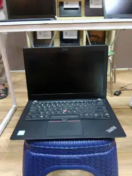 Lenovo Thinkpad x280 touchscreen Intel core i5 Gen 8 ram 8gb SSD 256gn