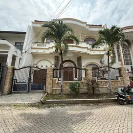 Darmo Hill Mayjend Sungkono Ciputra World