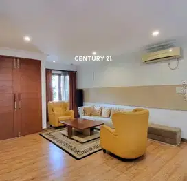 Dijual Murah Rumah Di Depan Taman Di Cluster Bagus Di Sektor 9