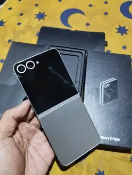 Second Samsung Z Flip 6 256gb garansi resmi sein mulus nominus lengkap