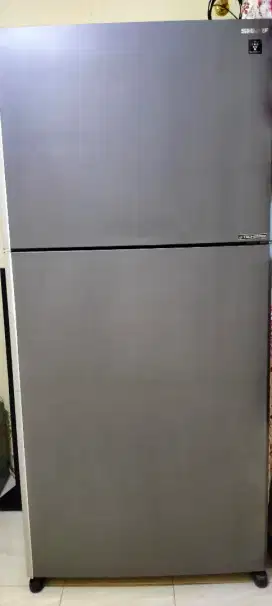 Sharp jumbo 600 lt