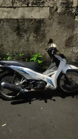 Honda Revo Absolute
