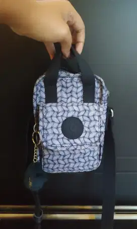 Tas Kipling Dalya Groovy Vines