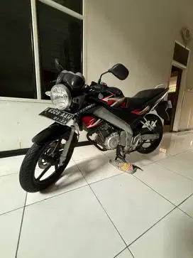 Yama vixion hitam 2008