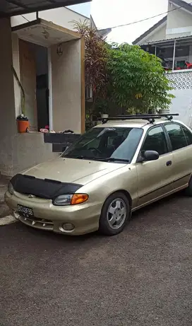 Hyundai Accent 2001 Bensin