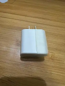 Charger apple baru