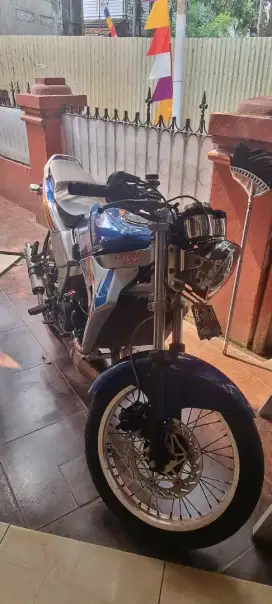 Kawasaki ninja r