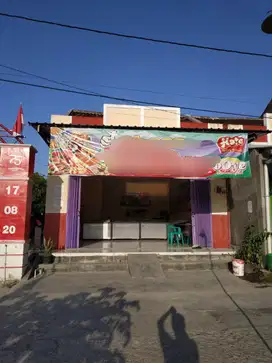 Kios murah strategis strategis di selokaton Gondang Rejo