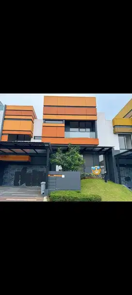 RUMAH SIAP HUNI DENGAN PRIVATE POOL MOZART SYMPHONIA GADING SERPONG