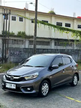 (Km 10.712) Mobil brio e cvt 2022 matic