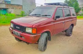 ISUZU PANTHER 2500cc