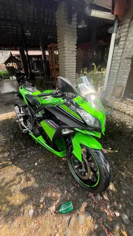NINJA 250 type tertinggi spesial edition ABS