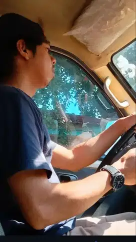 Kalo ada yg butuh cari kerja sya siap berkerja driver