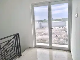Dijual Ruko Strategis Dekat Pinggir Jalan