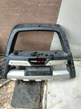 Tanduk depan bekas Pajero sport