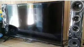 Polytron 32inch with tower speaker