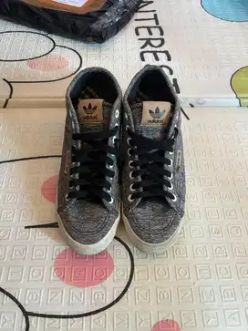 Sepatu wanita second adidas size 38