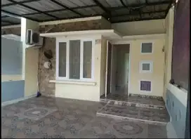Di jual rumah secondary