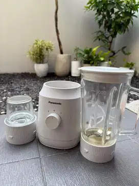 Blender panasonic putih MX-E310