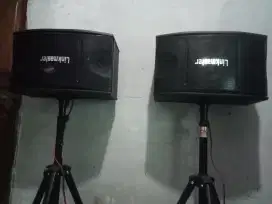 Satu set audio karoce