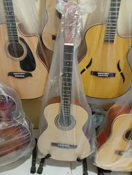 Gitar akustik pemula yamaha
